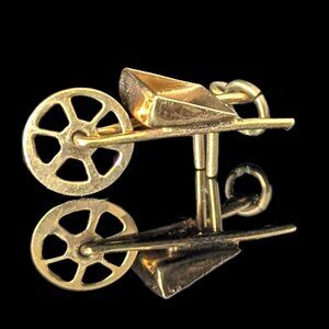 Articulated Vintage 10k Gold Wheelbarrow Spinning Wheel Charm Estate Retro Gift